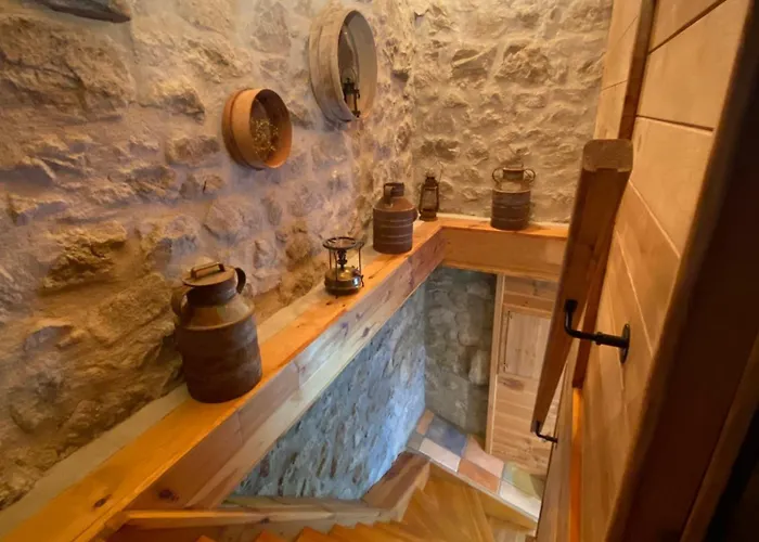 La Borie Maisonnette De Charme En Pierres 80m2 Chenereilles