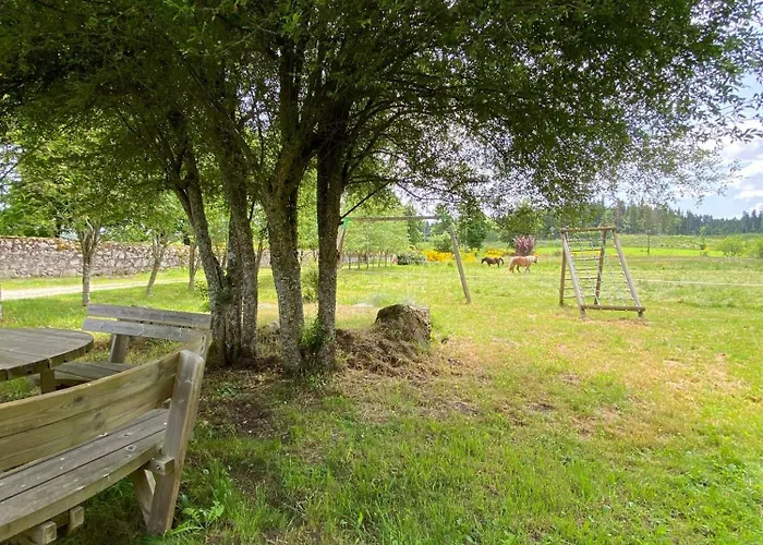 度假居 La Borie Maisonnette De Charme En Pierres 80m2 Chenereilles