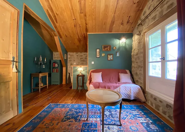 度假居 La Borie Maisonnette De Charme En Pierres 80m2 Chenereilles